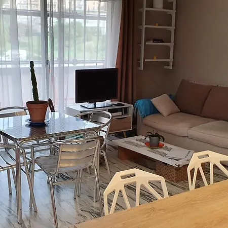 Charmant Dans Avec Piscine Appartement