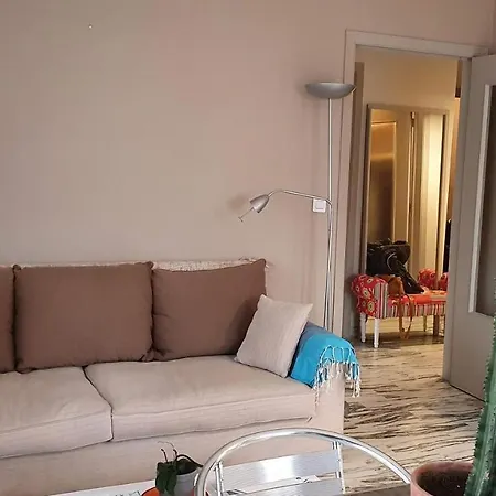 Appartement Charmant Dans Avec Piscine