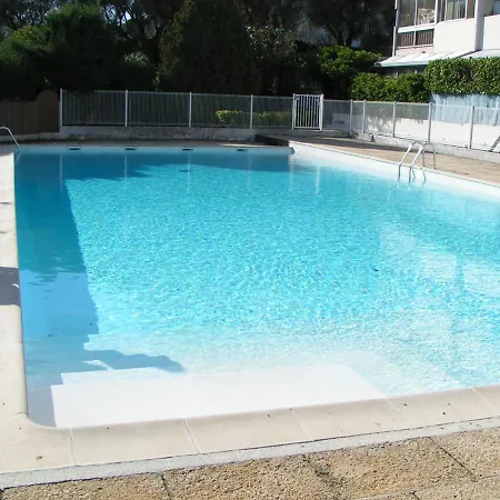 Charmant Dans Avec Piscine * Antibes